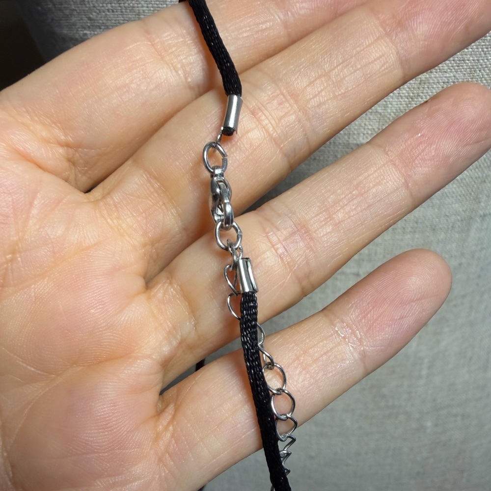 Vintage SXI 925 Italy Sterling Silver Teardrop Pendant Black Cord Necklace - Picture 12 of 13